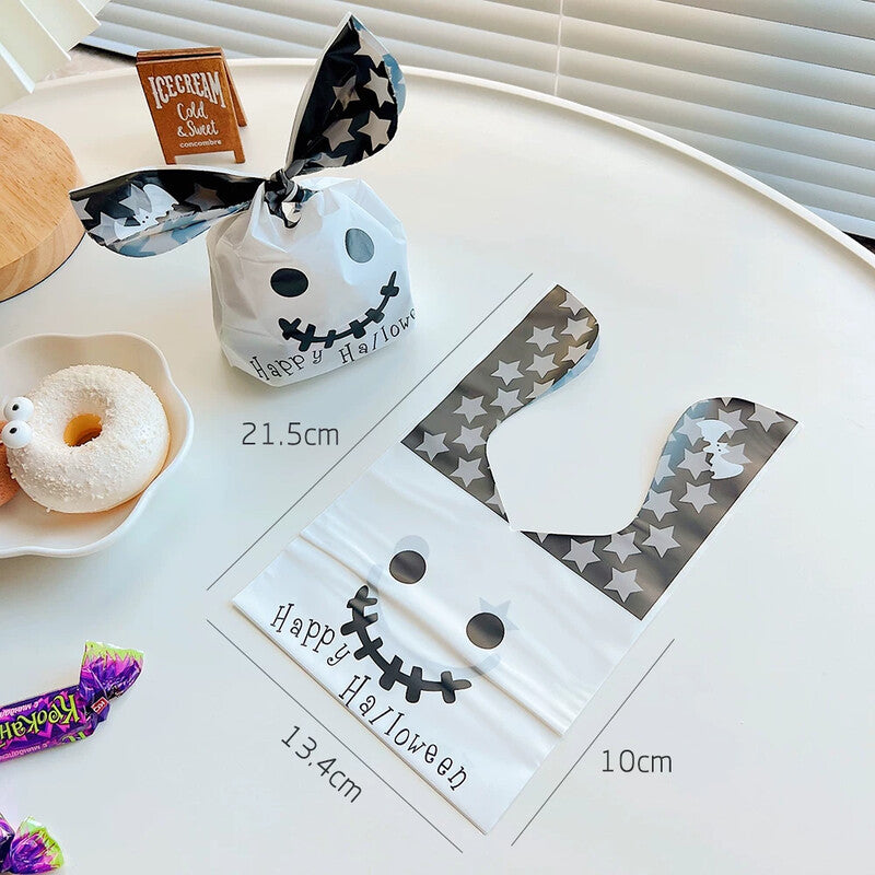 Ghost bunny-ear treat bag with star design